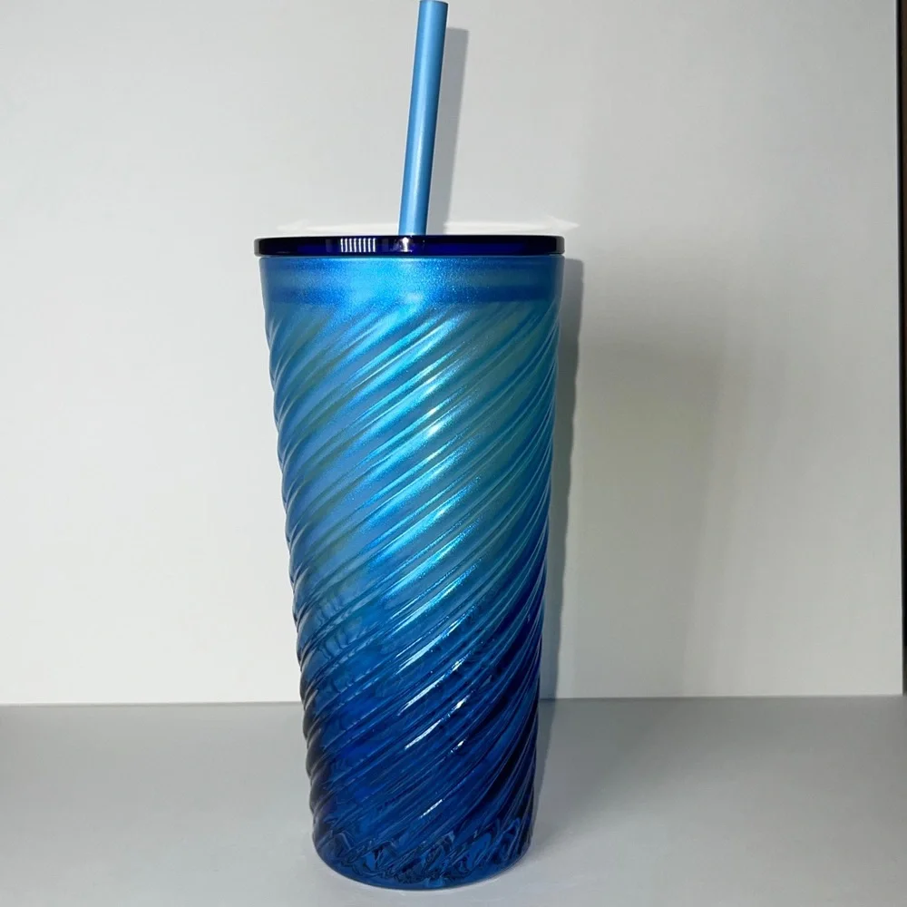 NWT Starbucks 2023 Summer Blue Opalescent Twist Glass 18oz Ombré Cold Cup